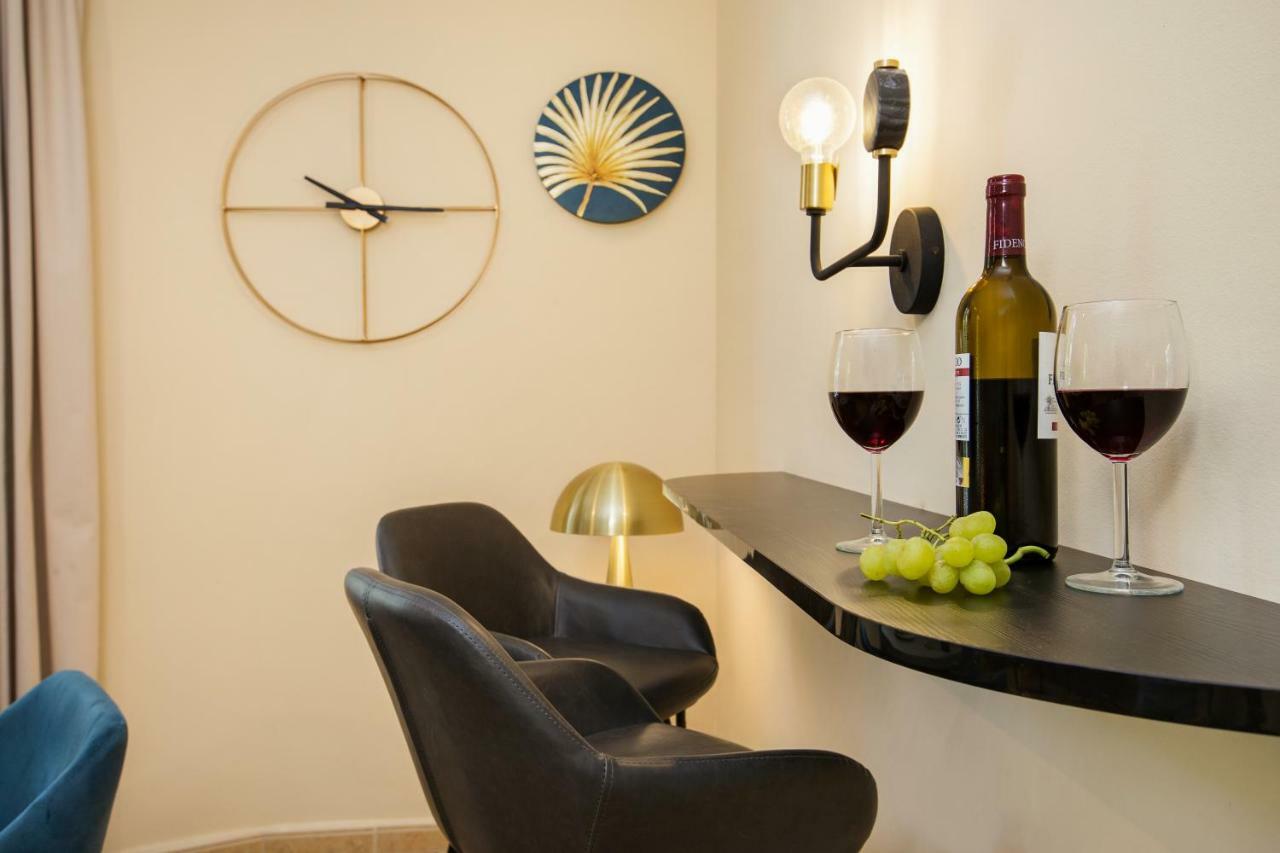 Stay U-Nique Apartments Floridablanca Barcelona Buitenkant foto